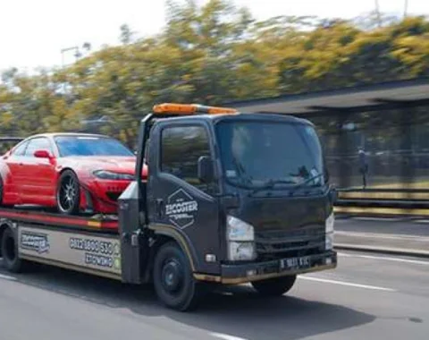 Pertumbuhan jasa kirim mobil antar pulau mengalami peningkatan di Indonesia
