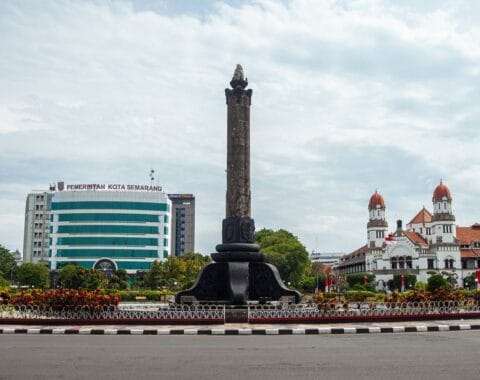 Jasa Kirim Mobil Semarang: Solusi Pengiriman Aman ke Kota Wisata Favorit