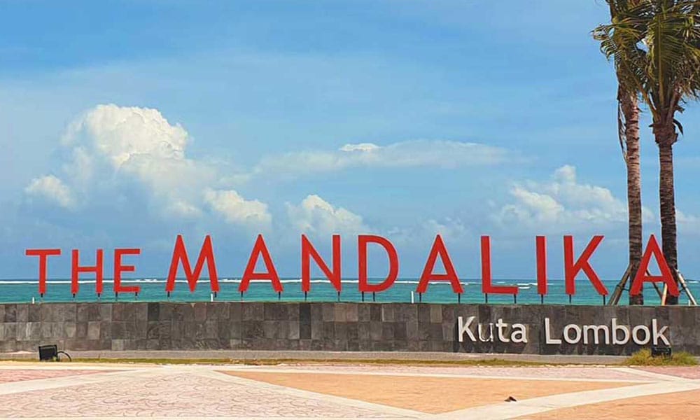 Lombok menjadi wisata keluarga dan solusi jasa kirim mobil untuk transportasi liburan praktis