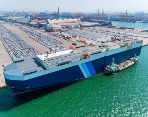 Permintaan jasa kirim mobil mengalami kenaikan di berbagai wilayah indonesia