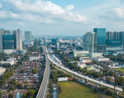 faktor arus tinggi pengiriman mobil ke medan